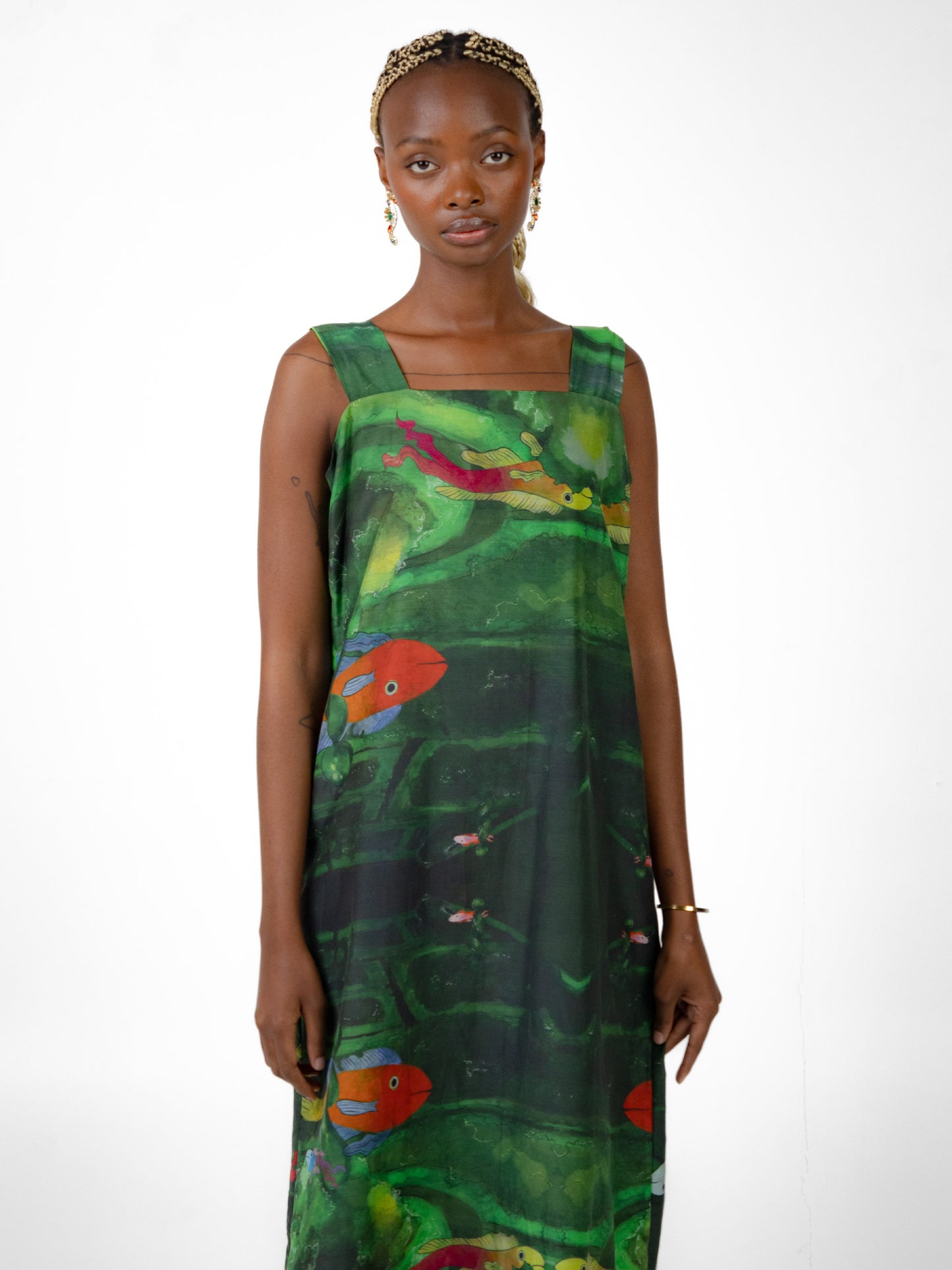 Topiary garden with fish dress