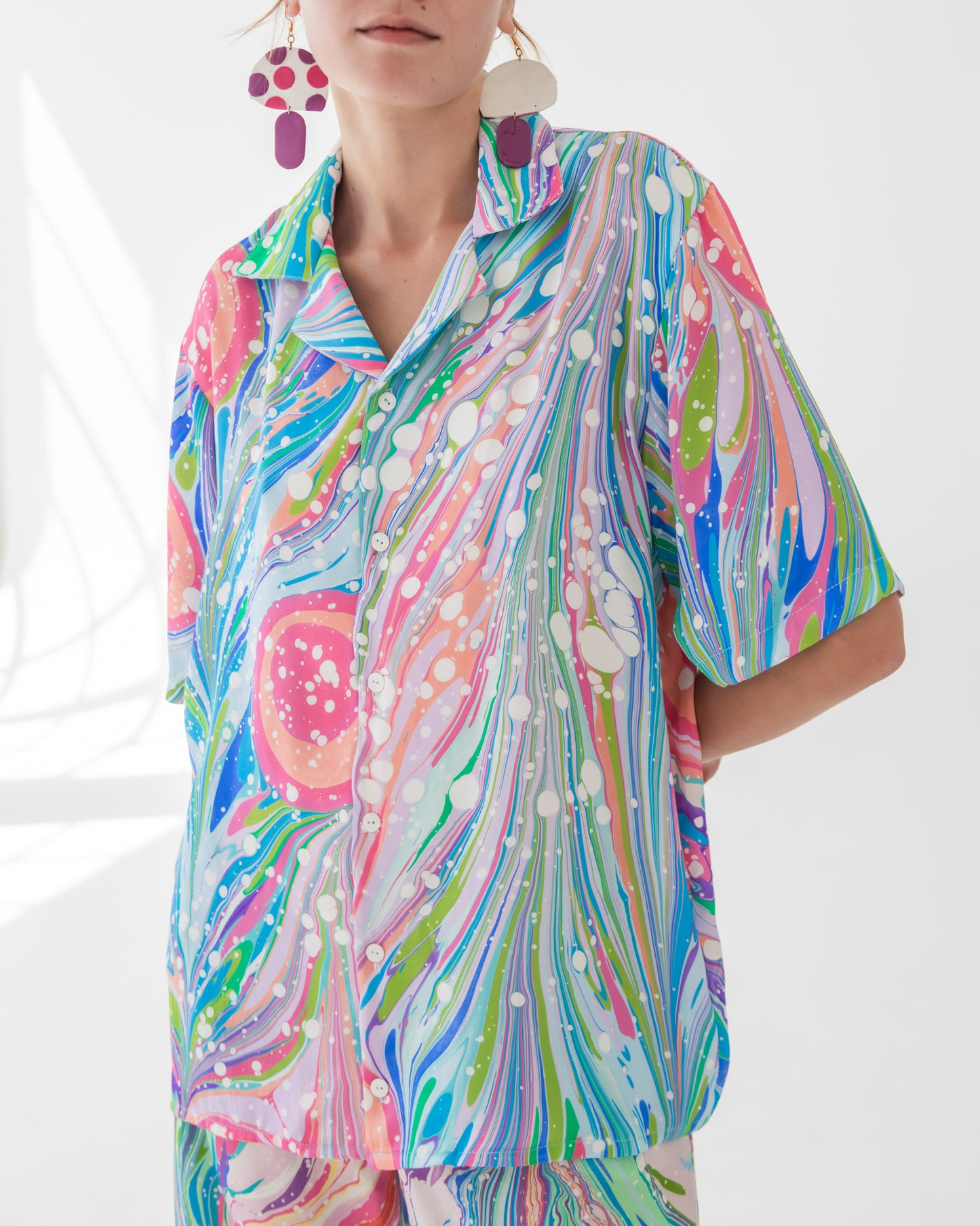 Silk satin bowling shirt in hand marbled rainbow
