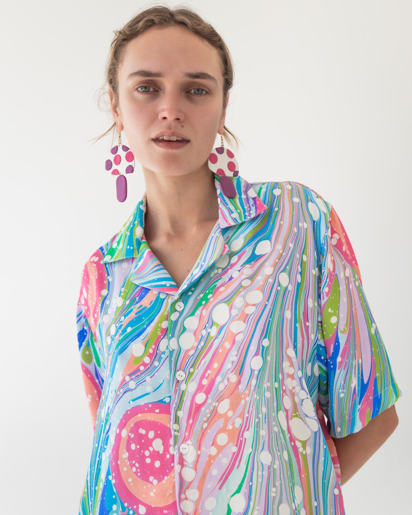 Silk satin bowling shirt in hand marbled rainbow